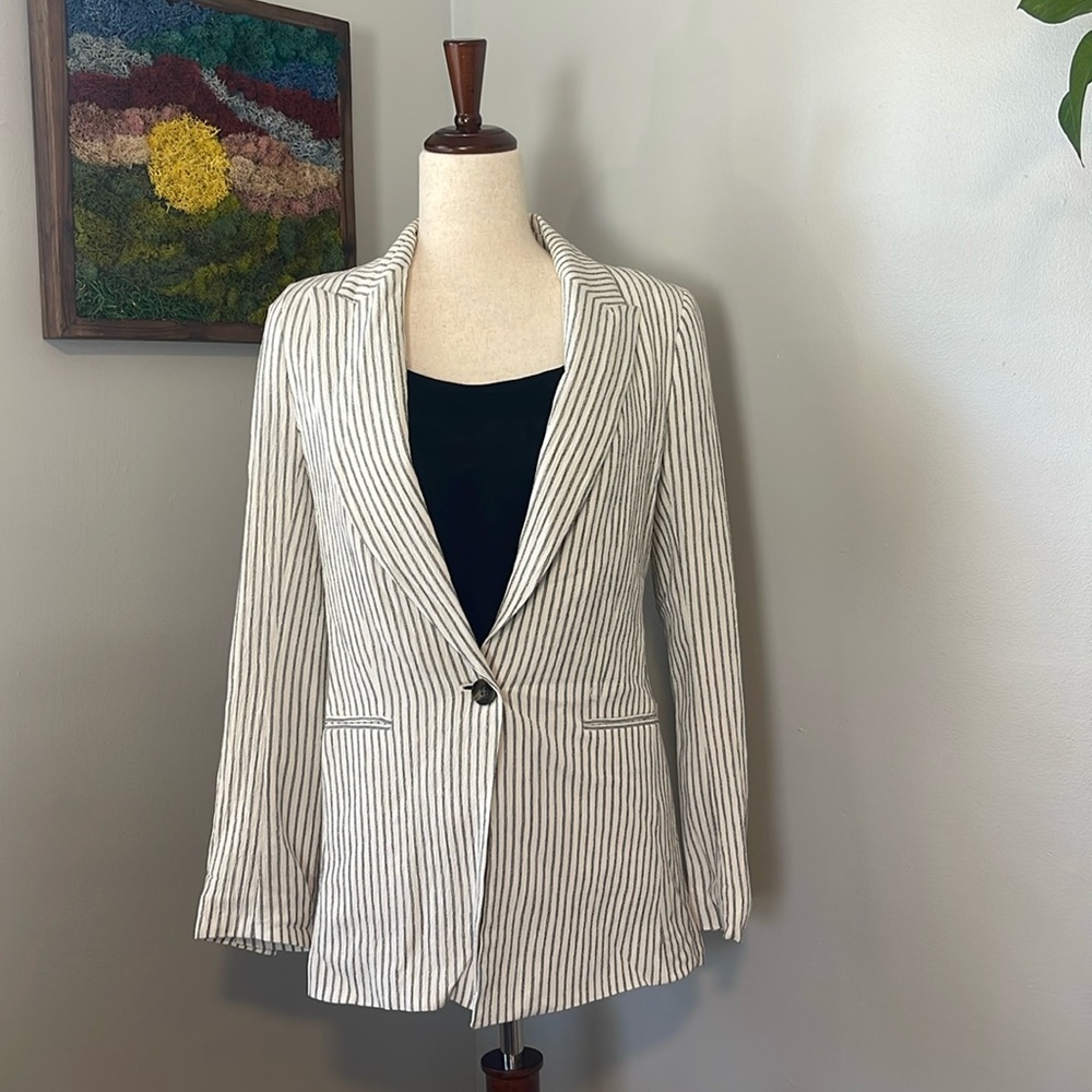 H&M Chic Blazer/Suit Jacket